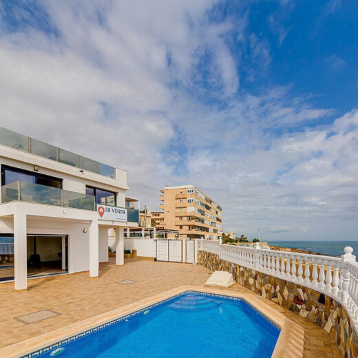 Villa in Torrevieja