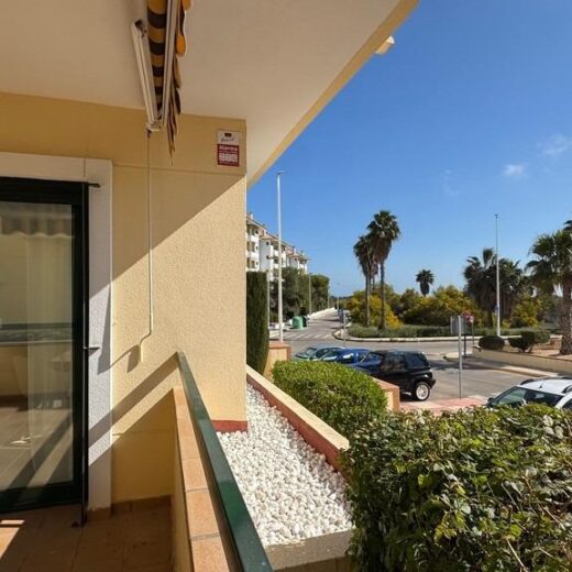 Apartment in Orihuela Costa