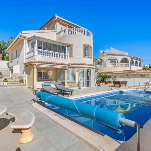 Villa in Ciudad Quesada – Rojales