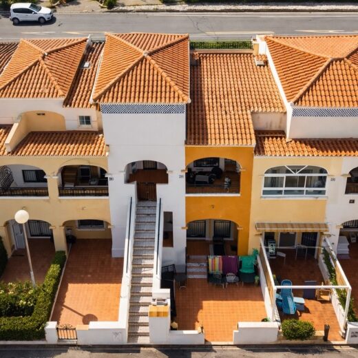 Apartment in Los Altos