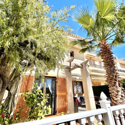 Townhouse in Playa Flamenca
