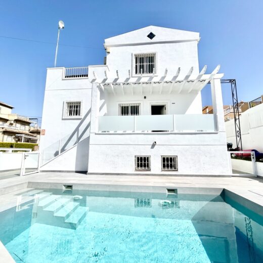 Villa in Villamartin