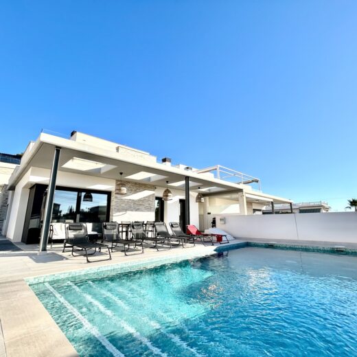 Villa in Los Balcones
