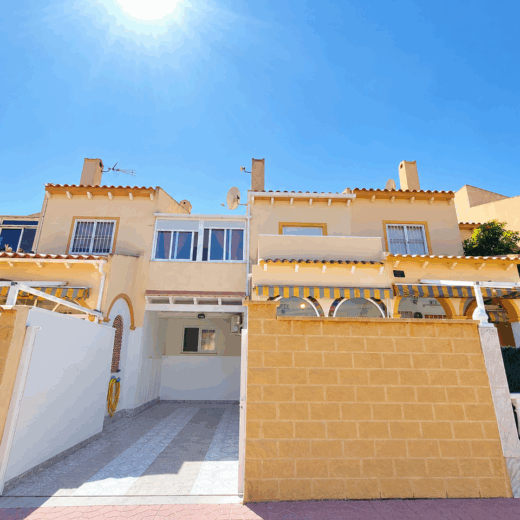 Townhouse in Playa Flamenca