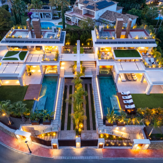 Villa in Nueva Andalucia