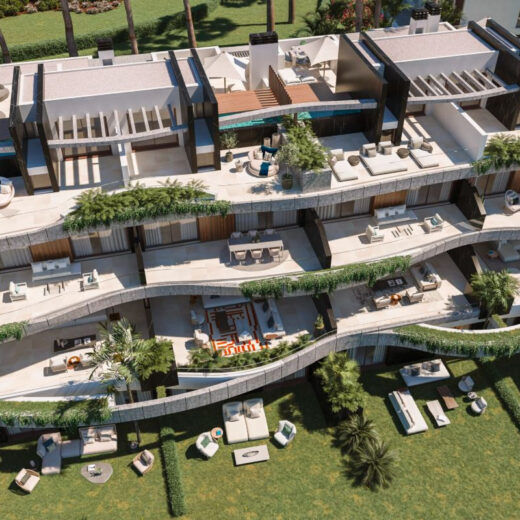 Apartamentai pirmame aukšte Marbella East mieste